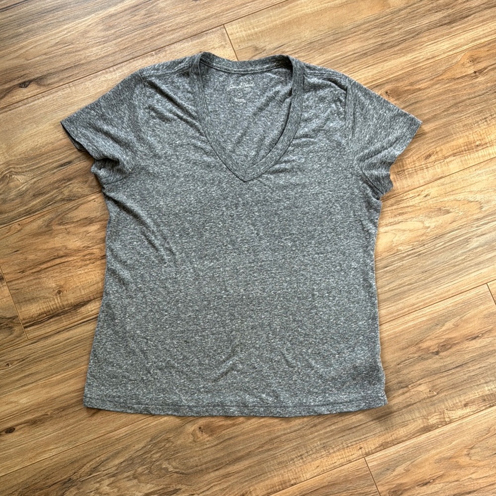Universal Thread Gray Fitted Short Sleeve T-Shirt